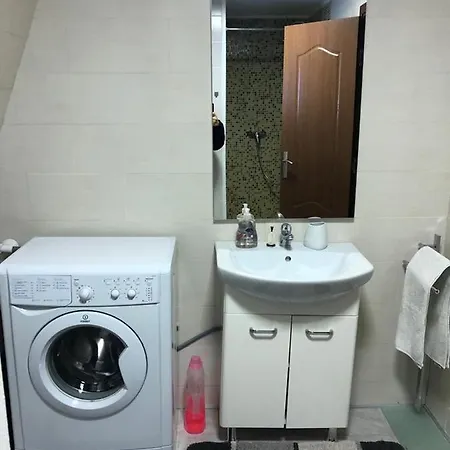 Top Apartment *