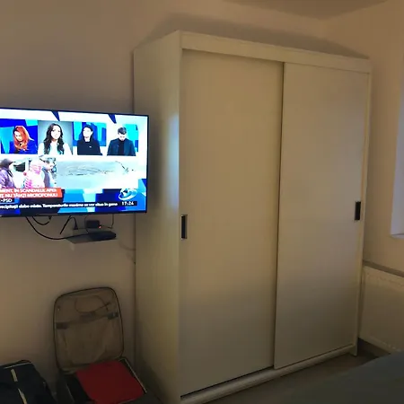 With 2 Bedrooms Apartment