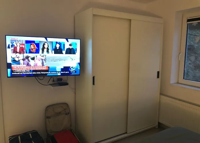 With 2 Bedrooms Apartament